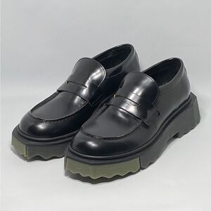 Off-White Leather Loafers size 40